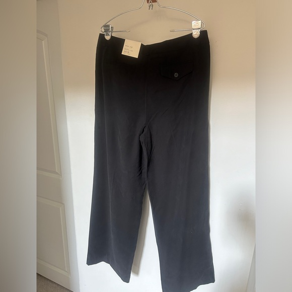 Black, wide leg trousers. Women’s 12R. A new day target brand. - Picture 2 of 3